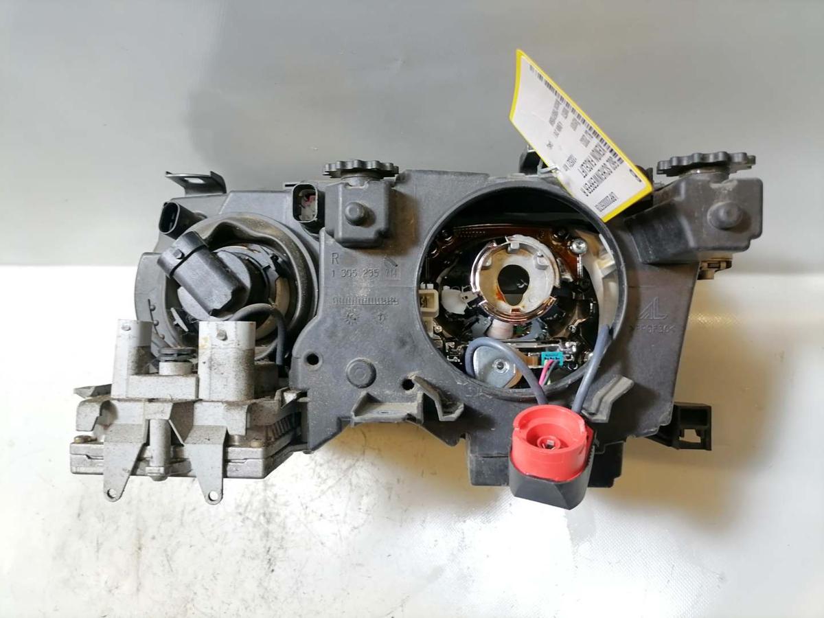 BMW 3er E46 original Xenonscheinwerfer vorn rechts Facelift Bj.2003